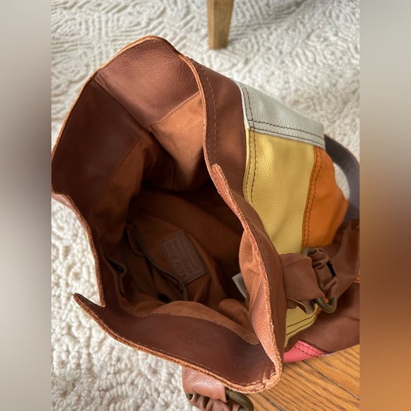 Lucky brand patch leather hobo bag. 17” by 15” soft texture - Picture 5 of 7